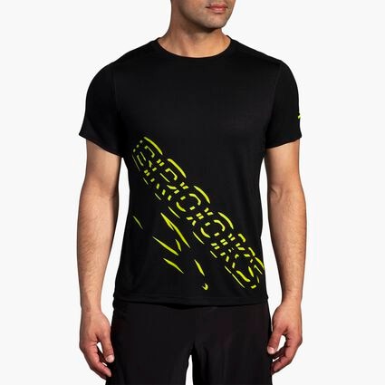 Brooks Distance Short Sleeve 3.0 für Herren – Model-Ansicht (von vorne)