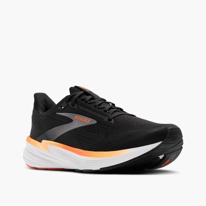 Mudguard and Toe view of Brooks Revel 8 for men