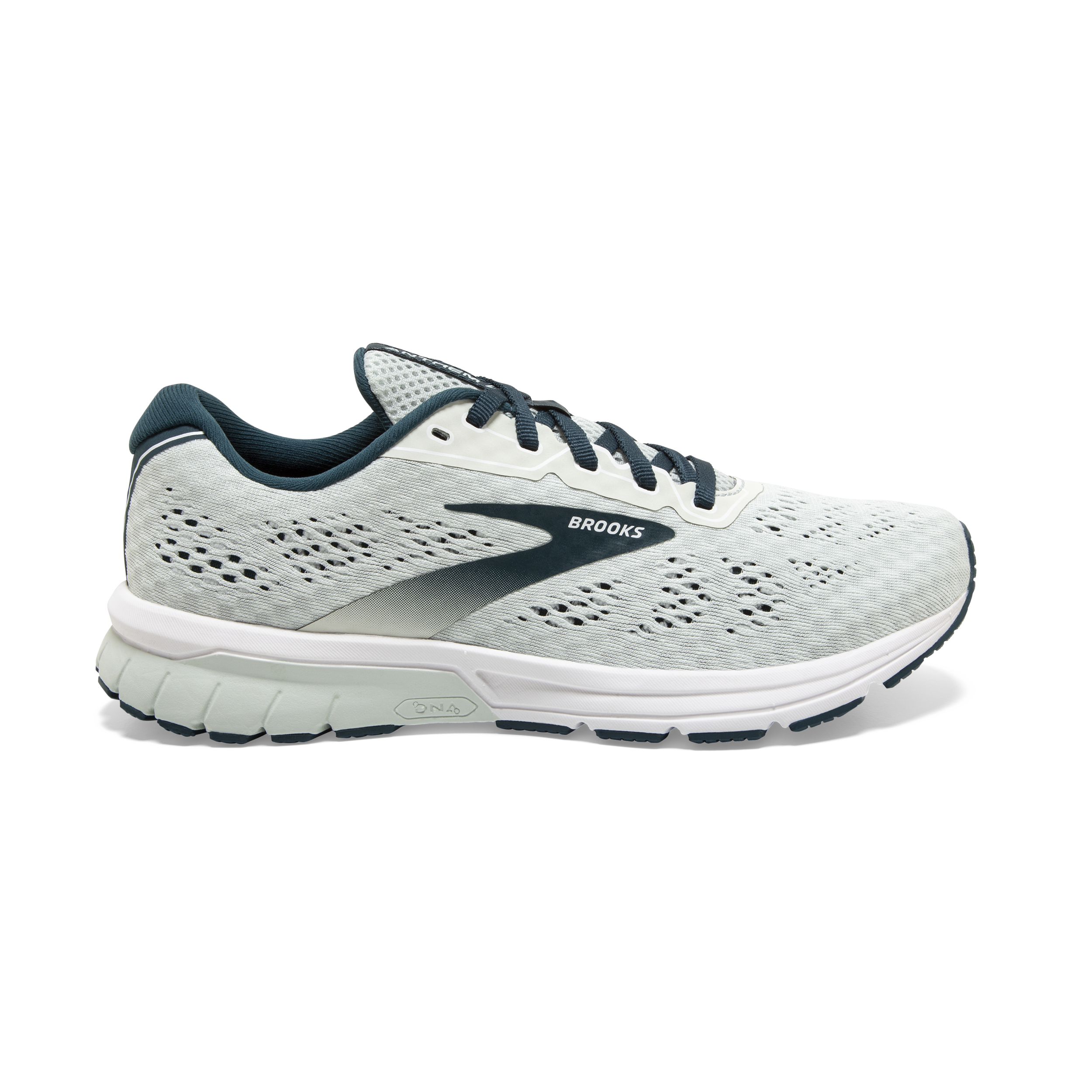 brooks black shoes