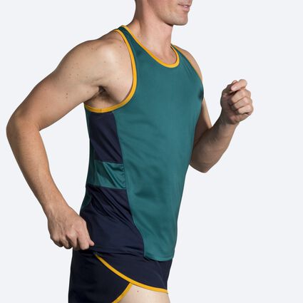 Movement angle (treadmill) view of Brooks Stealth Singlet for men