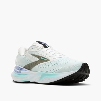 Brooks Adrenaline GTS 24, la Ghost per runner pronatori. La Brooks Adrenaline GTS 24, la Ghost per runner pronatori. La