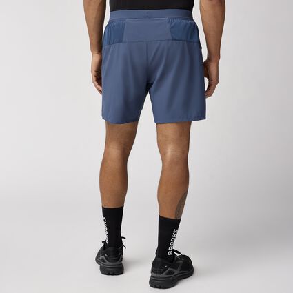 Model (back) view of Brooks Journey 7" 2-in-1 Short for men