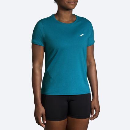 Model (front) view of Brooks Distance Short Sleeve 2.0 for women