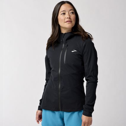 Vue (avant) du modèle de Brooks High Point Waterproof Jacket 2 pour femmes