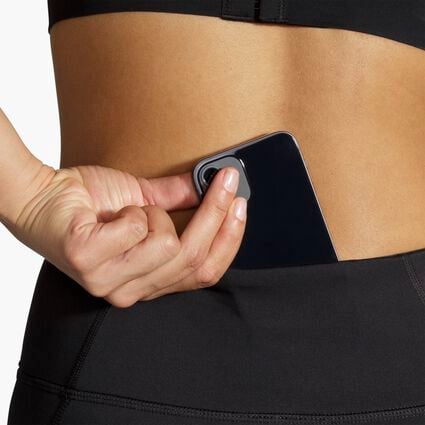 Vue du détail 1 de Brooks Method 8" Short Tight pour femmes