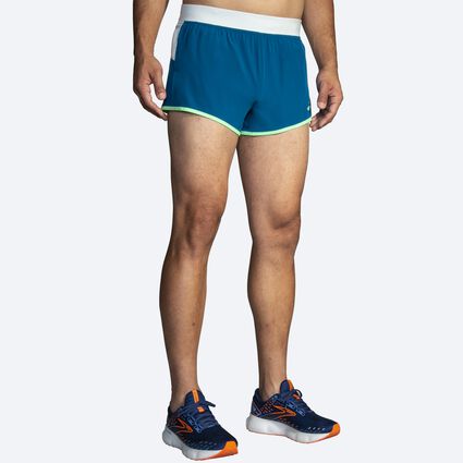 Model (front) view of Brooks Sherpa 3" Split Short for men
