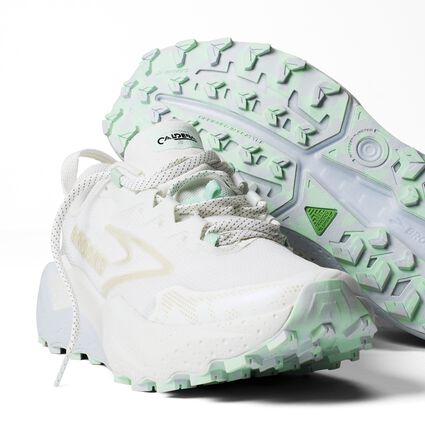 Open Caldera 8 image number 2 inside the gallery