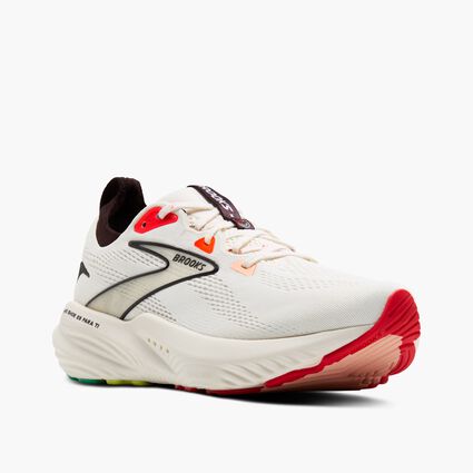 Mudguard and Toe view of Brooks Glycerin 22 for men