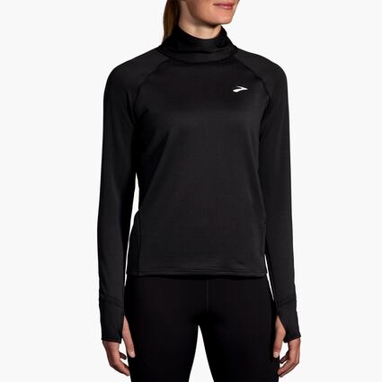 Model (front) view of Brooks Notch Thermal Long Sleeve 2.1 for women
