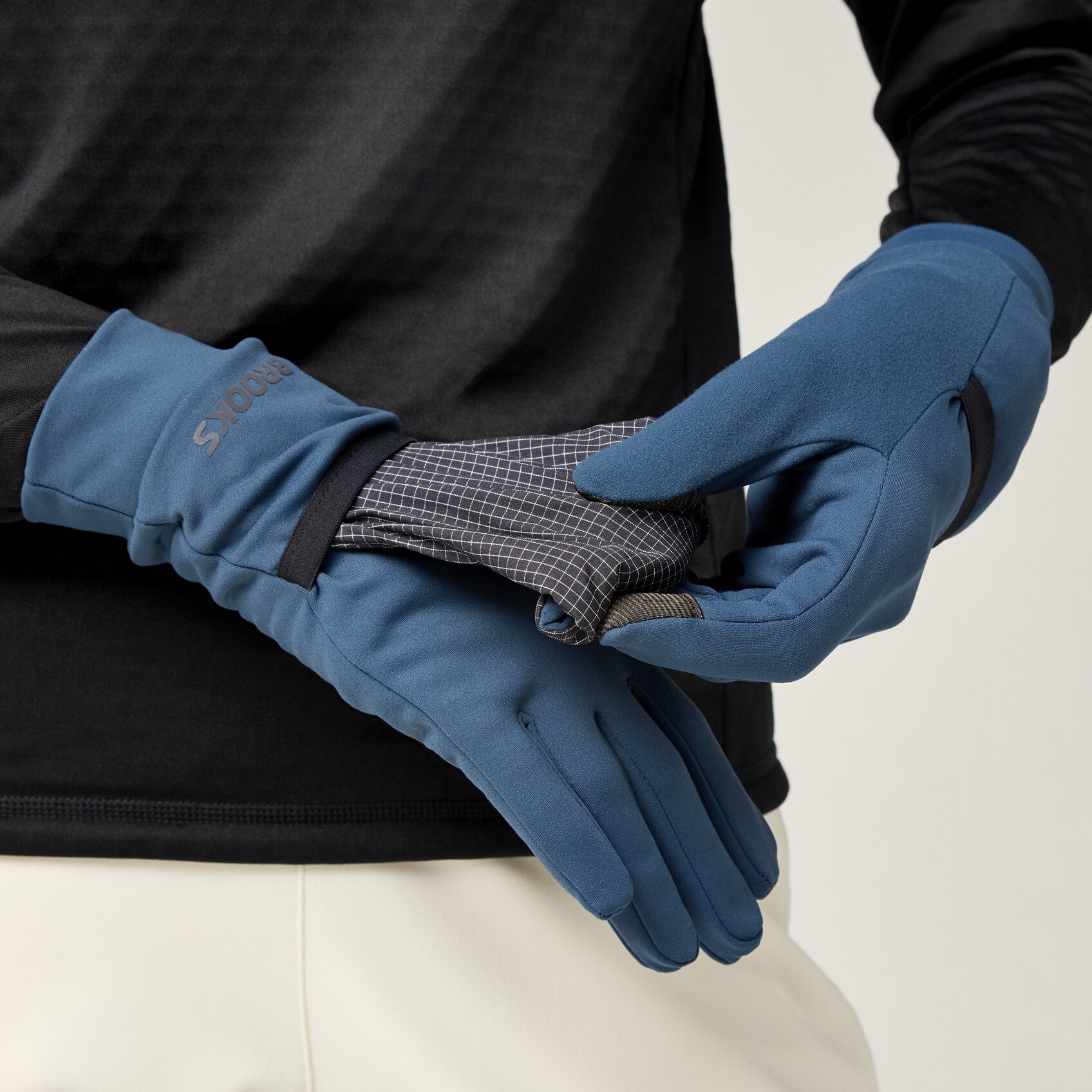 Momentum Thermal Hybrid Glove
