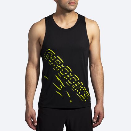 Model (front) view of Brooks Distance Tank 3.0 for men