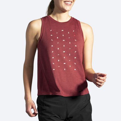 Model angle (relaxed) view of Brooks Distance Graphic Tank for women