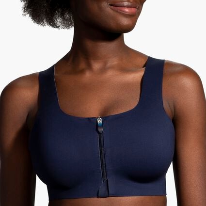 Model (front) view of Brooks Dare Zip Run Bra for null