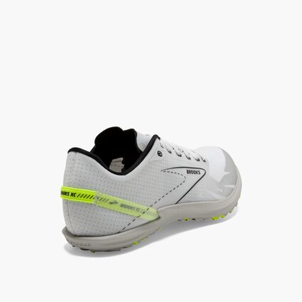 Vue du talon et du renfort de Brooks Draft XC Spikeless pour unisexe