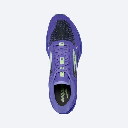 Top-down view of Brooks Launch 9 for women