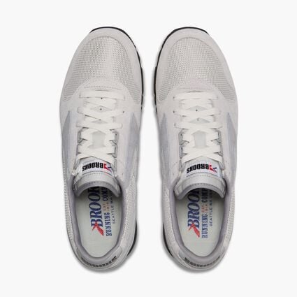 Top-down view of Brooks Chariot for women