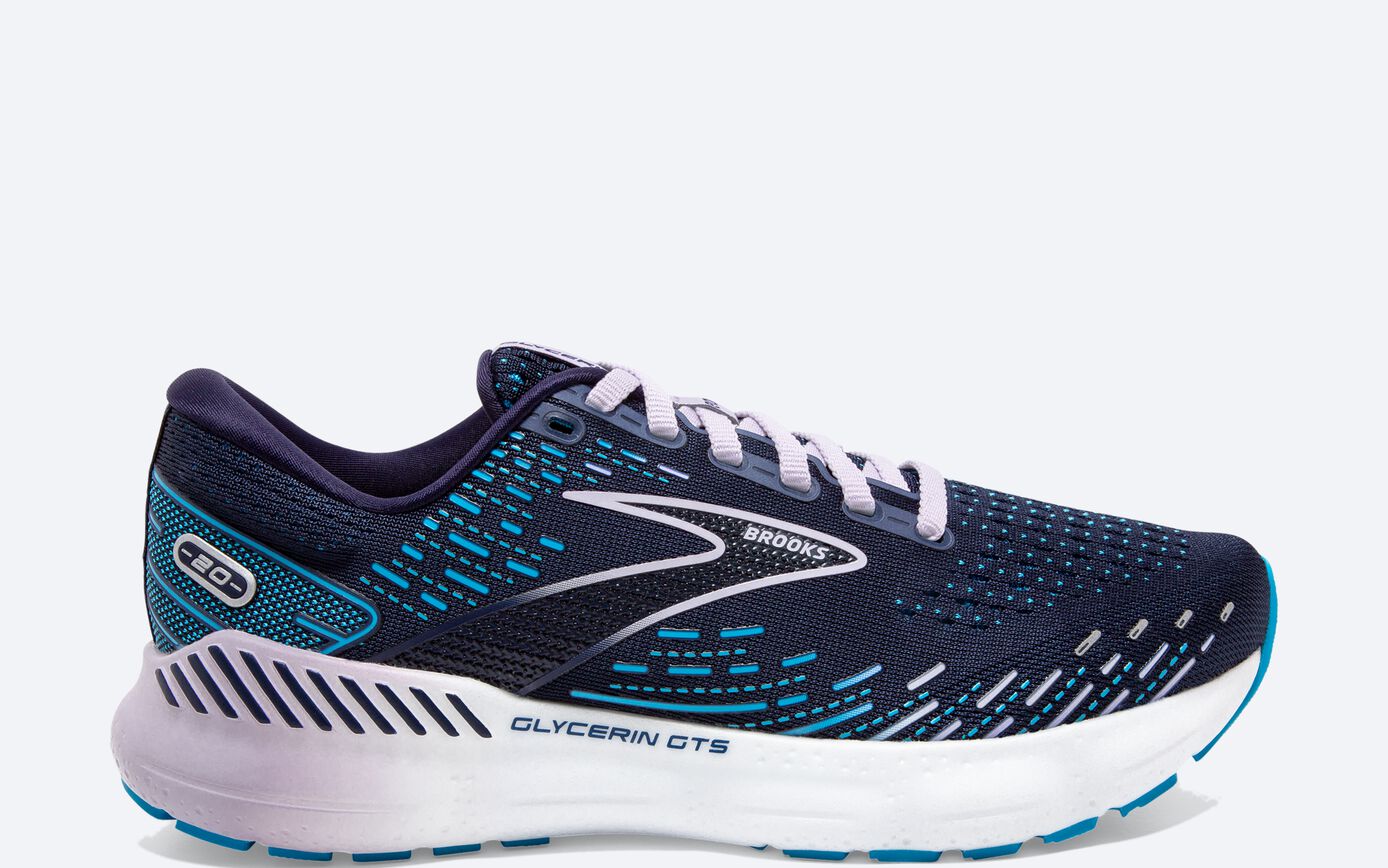 Brooks female running shoes Clearance