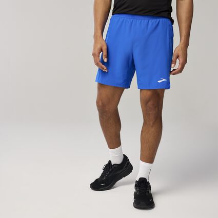 Model (front) view of Brooks Journey 7" 2-in-1 Short for men