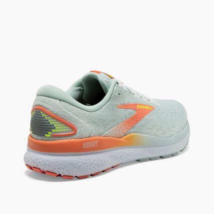 Heel and Counter view of Brooks Ghost 16 for women