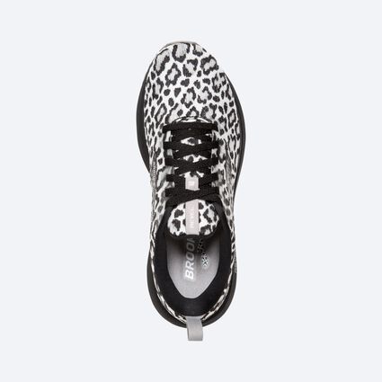 Top-down view of Brooks Revel 6 for women