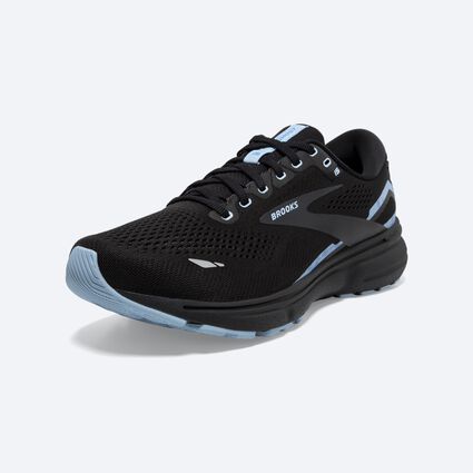 Opposite Mudguard and Toe view of Brooks Ghost 15 for men