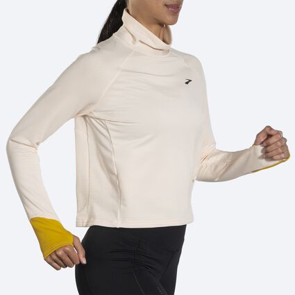 Movement angle (treadmill) view of Brooks Notch Thermal Long Sleeve 2.0 for women