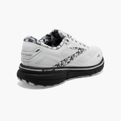 Heel and Counter view of Brooks Ghost 15 for women