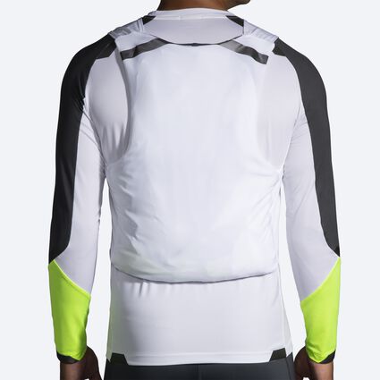 Vue du détail 10 de Brooks Run Visible Convertible Jacket pour hommes