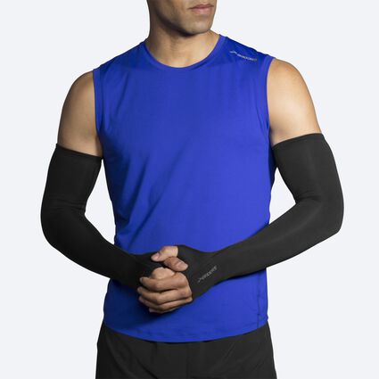 Model (front) view of Brooks Dash Arm Warmer for unisex