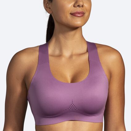 Model (front) view of Brooks Crossback 2.0 Sports Bra for women