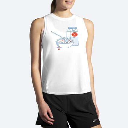 Model (front) view of Brooks Distance Graphic Tank for women