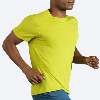 Movement angle (treadmill) view of Brooks Distance Short Sleeve for men
