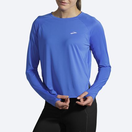 Model angle (relaxed) view of Brooks Sprint Free Long Sleeve for women
