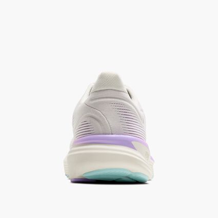 Vue du talon et du renfort de Brooks Revel 8 pour femmes
