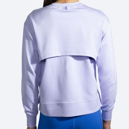 Vue (arrière) du modèle de Brooks Run Within Sweatshirt pour femmes