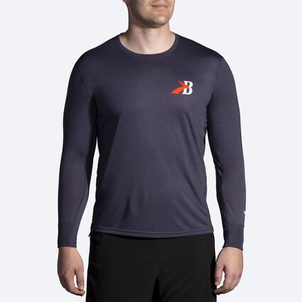 Model (front) view of Brooks Distance Graphic Long Sleeve for men