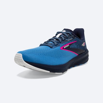 Brooks Running Shoes Are Up to 46% Off Thanks to a Winter Sale