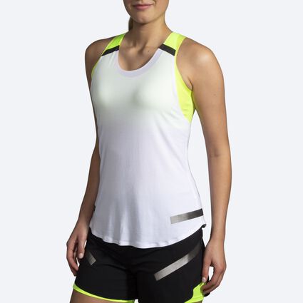 Model angle (relaxed) view of Brooks Carbonite Tank for women