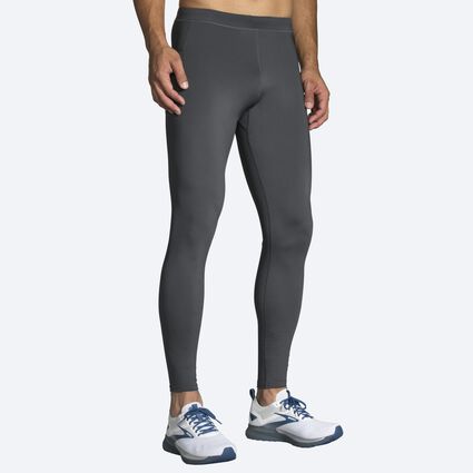 Model (front) view of Brooks Source Tight for men