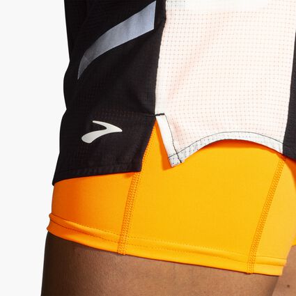 Vue du détail 2 de Brooks Run Visible 4" 2in1 Short 2.0 pour femmes