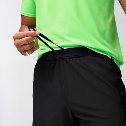 Dettaglio 1 vista di Brooks Journey 7" Short da uomo