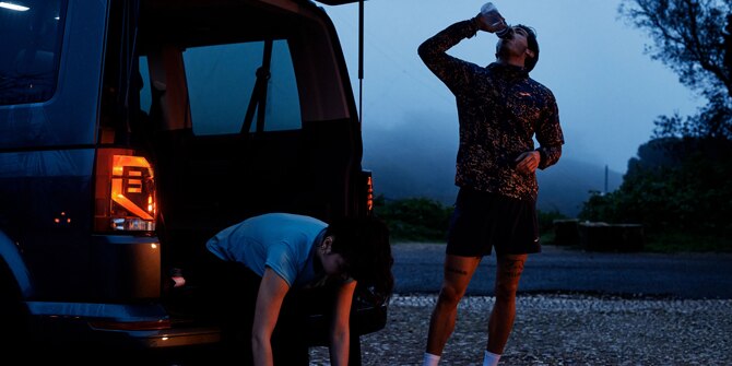 Trail runners early in the morning making themselves ready for the run