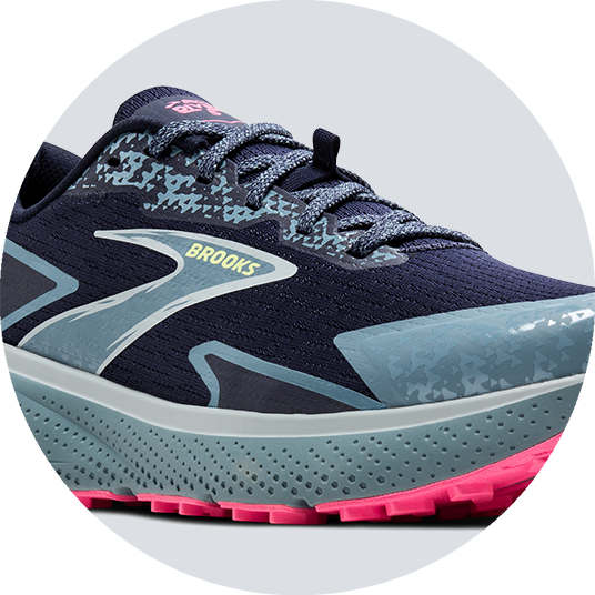 Familiar road-shoe fit