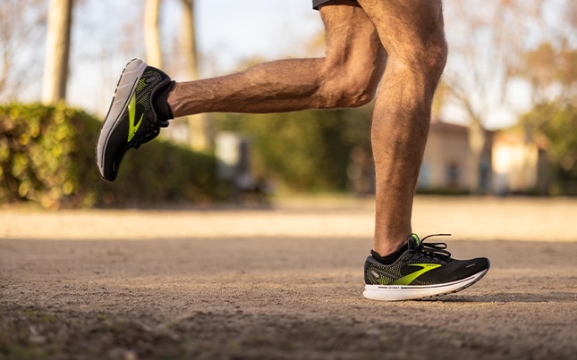 Brooks launch vs ghost discount