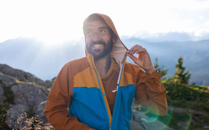 Jordi Gamito con equipación para trail de Brooks