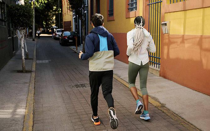 Two runners