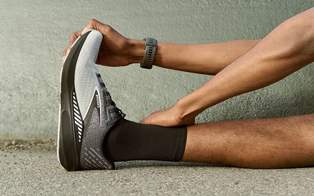 Brooks ghost vs launch store