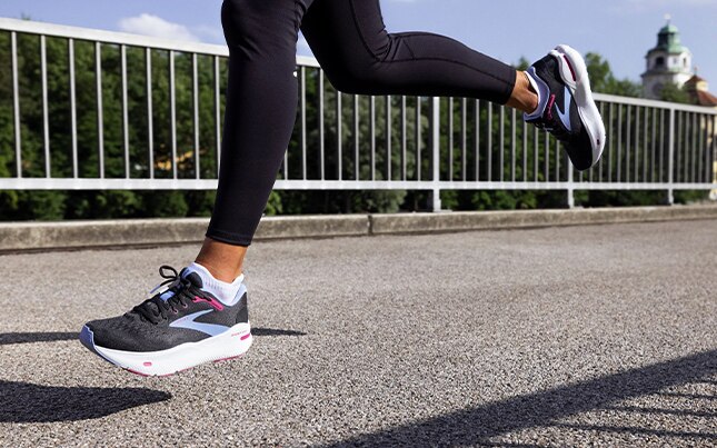 Correr con cuidado: una guía para elegir las mejores zapatillas para correr respetando las rodillas 