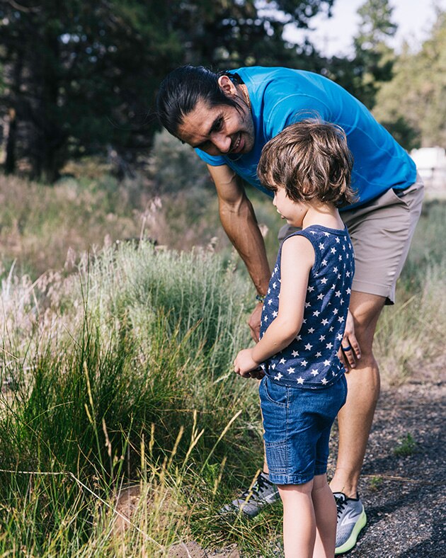 Mario helping a child