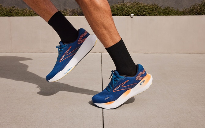 Runner wearing Glycerin 21s